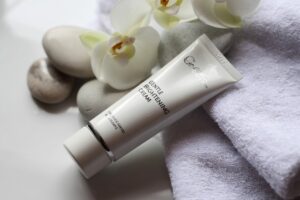 bikini area dark spot remover